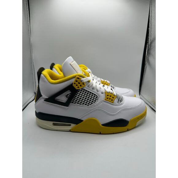 Air Jordan 4 Retro Wmns “Vivid Sulfur” size 9w - Picture 3 of 8